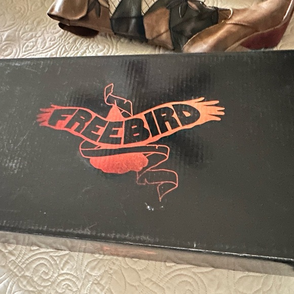 Freebird by Steven Brown and Black Heeled Boots - Picture 4 of 5